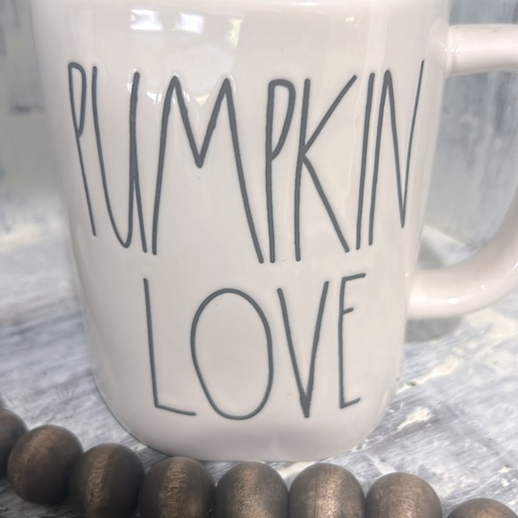 Rae Dunn PUMPKIN LOVE mug - Picture 2 of 4